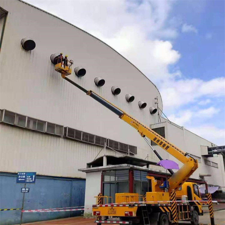 大英高空作业车出租服务：专业广告牌安装解决方案