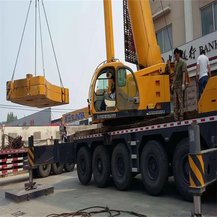 大英吊车怎么吊玻璃