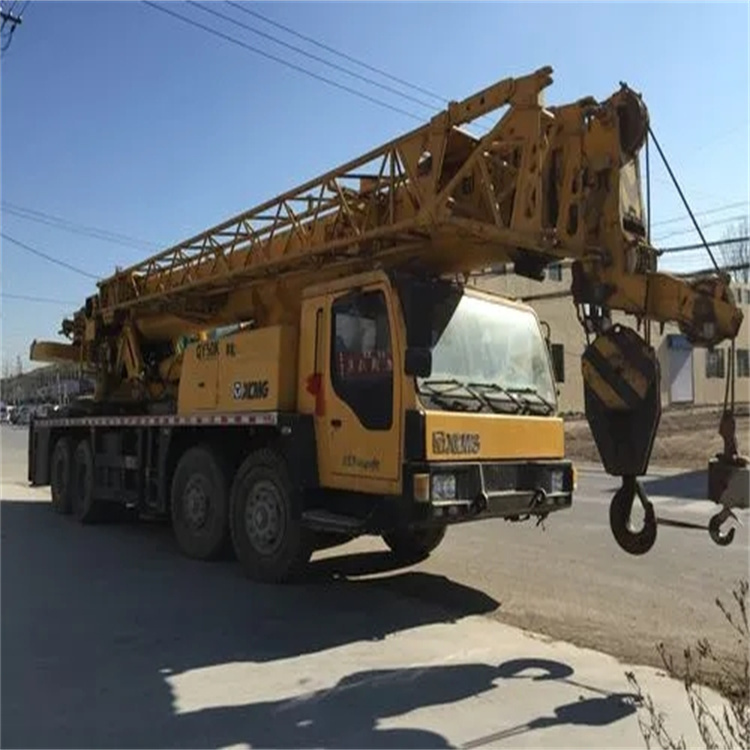 大英哪里有专业吊车出租